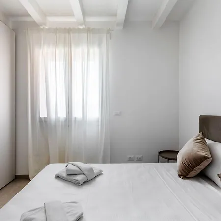 Le Dodici Porte - Porta San Vitale 6 By District Apartment Bologna