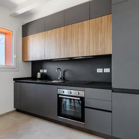 Le Dodici Porte - Porta San Vitale 6 By District Apartment