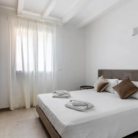 Apartment Le Dodici Porte - Porta San Vitale 6 By District Bologna
